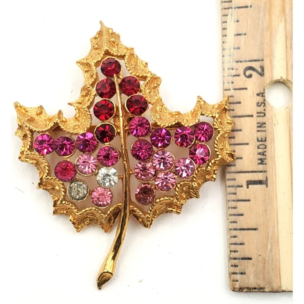 Vintage Gold Tone Maple Leaf Pink Rhinestone Brooch Pin